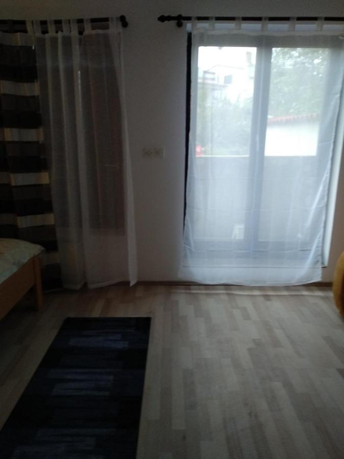Apartments Zlatko Pula Exterior foto